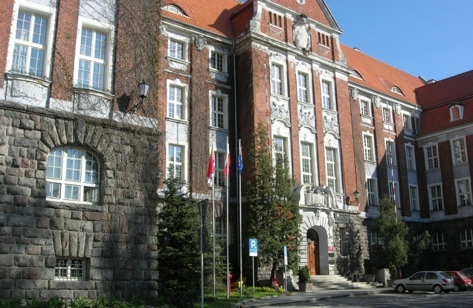 Radni podjęli uchwałę o dochodach i wydatkach samorządu województwa warmińsko-mazurskiego w 2022 roku.